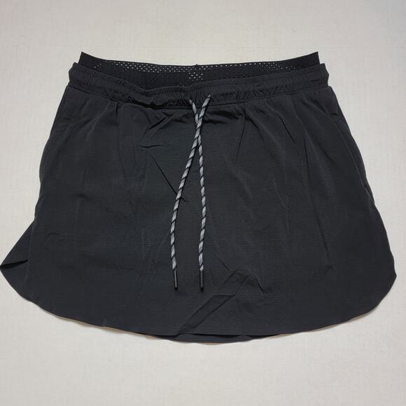 Athleta Pants - Athleta Black Crest Skort SZ 8